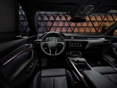 Q8 e-tron